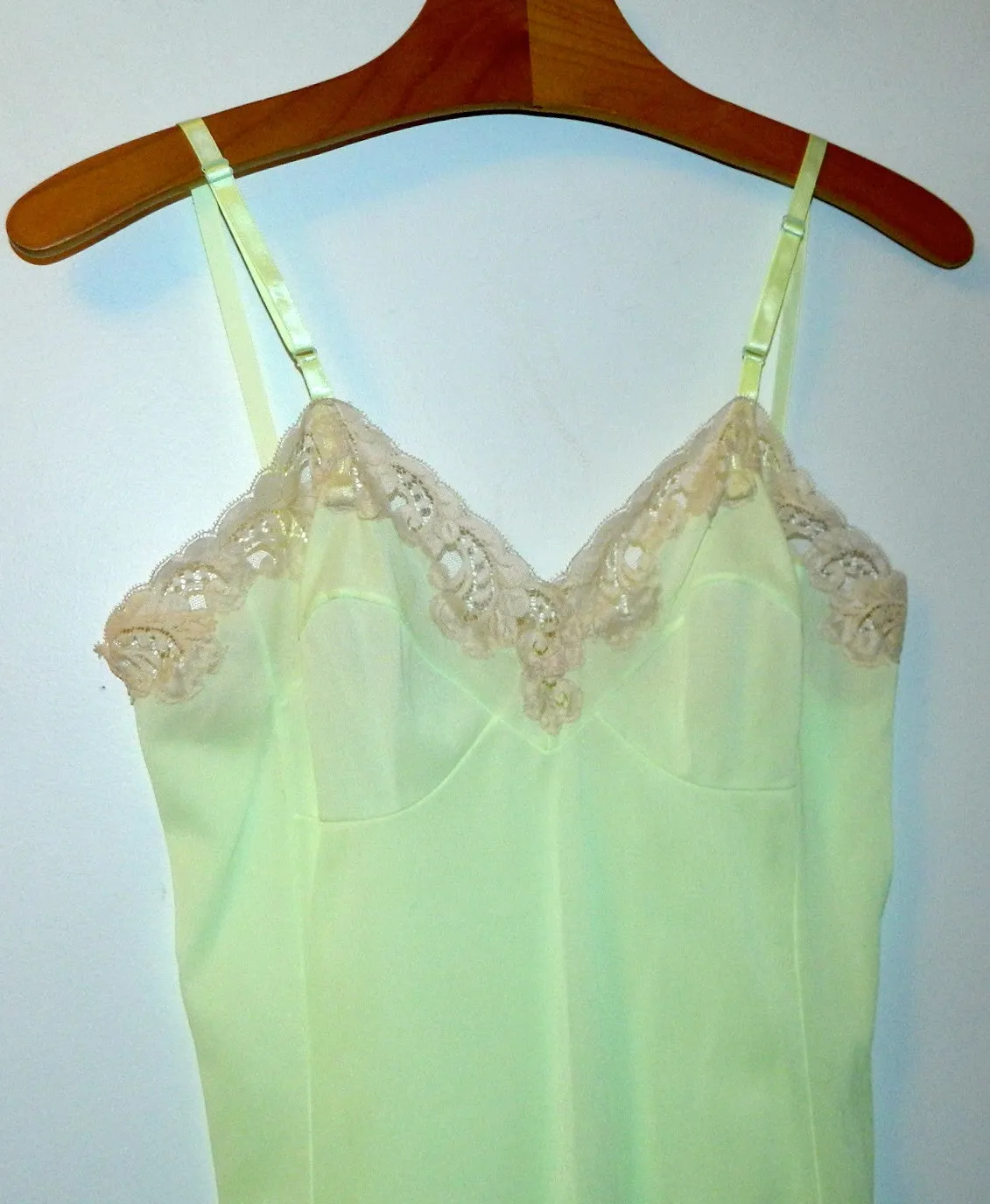 1960s vintage PUCCI slip lime green nightie 32 XS Emilio Pucci FR