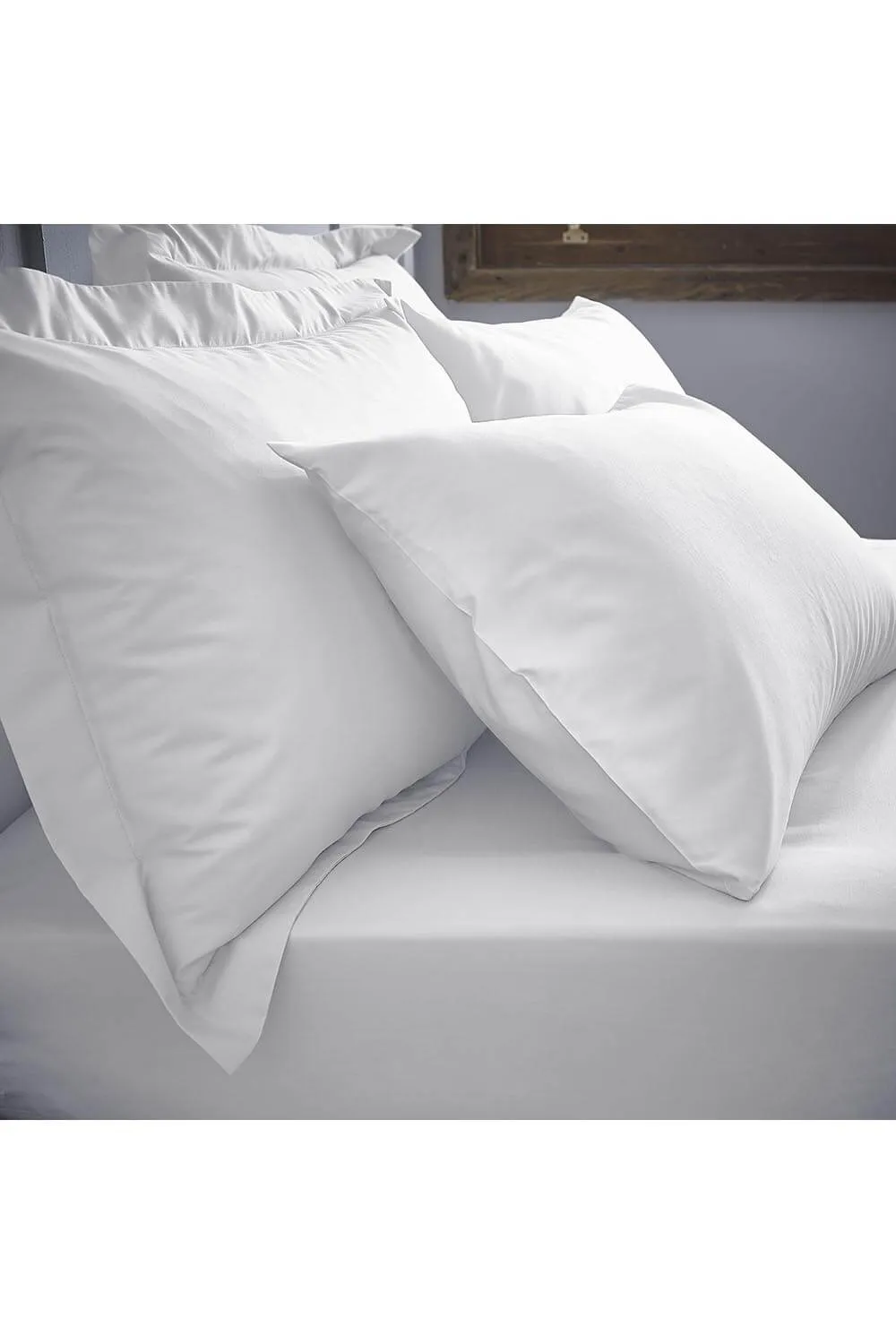 200 Thread Count Deep Fitted Sheet - White