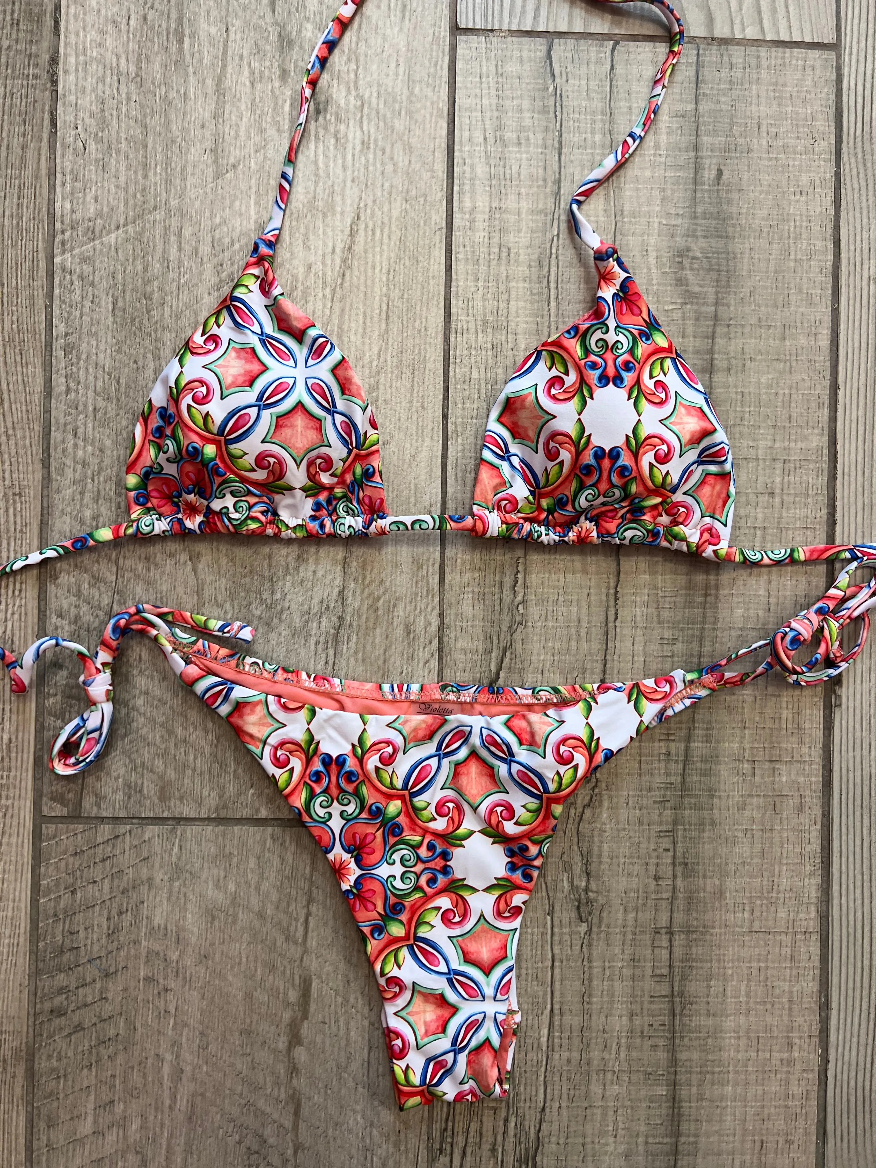 Bikini triangolo maioliche