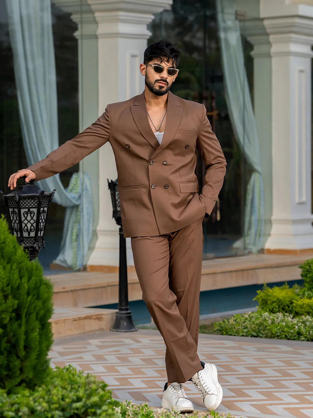 Brown Loose Fit Men's Suit