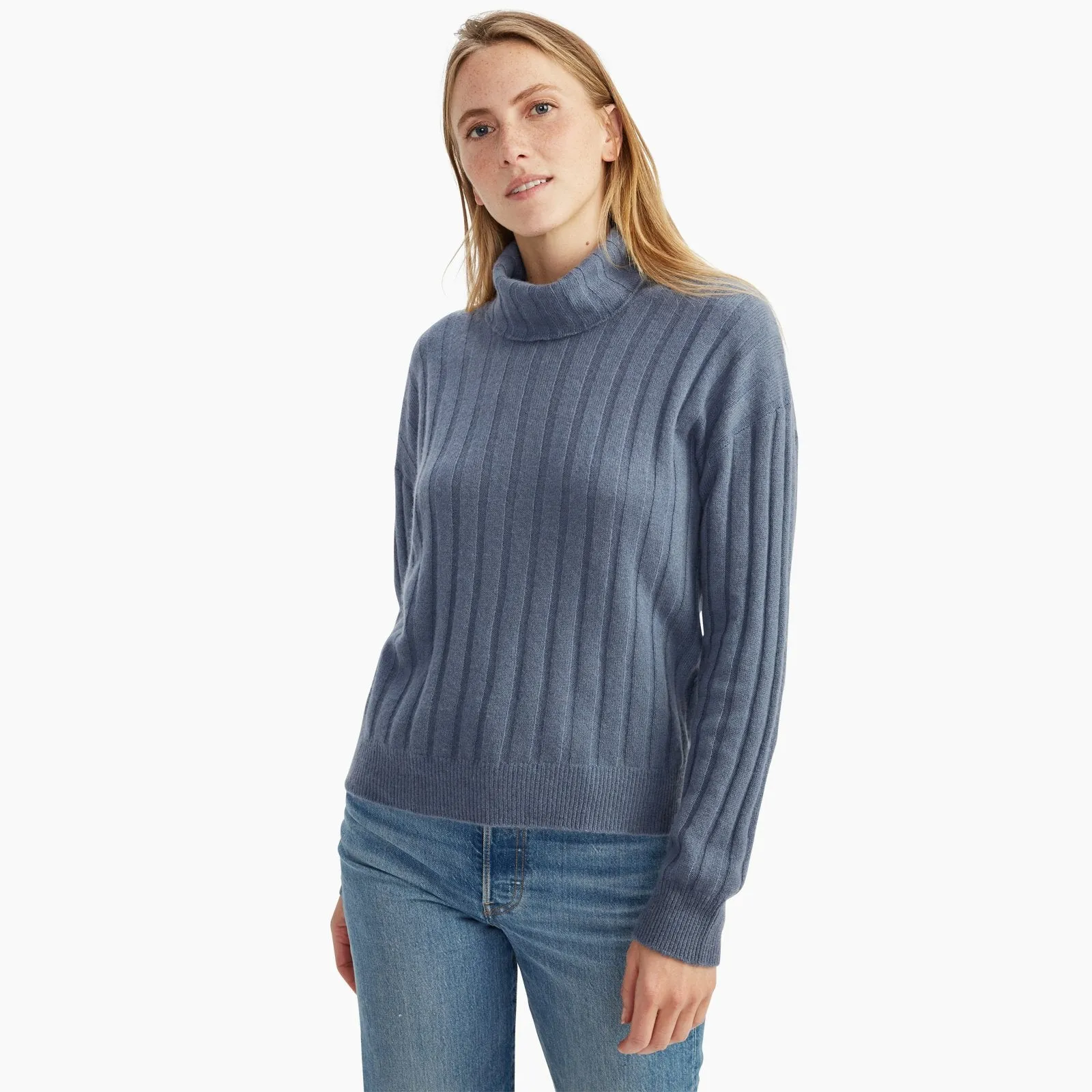 Cashmere Relaxed Ribbed Turtleneck