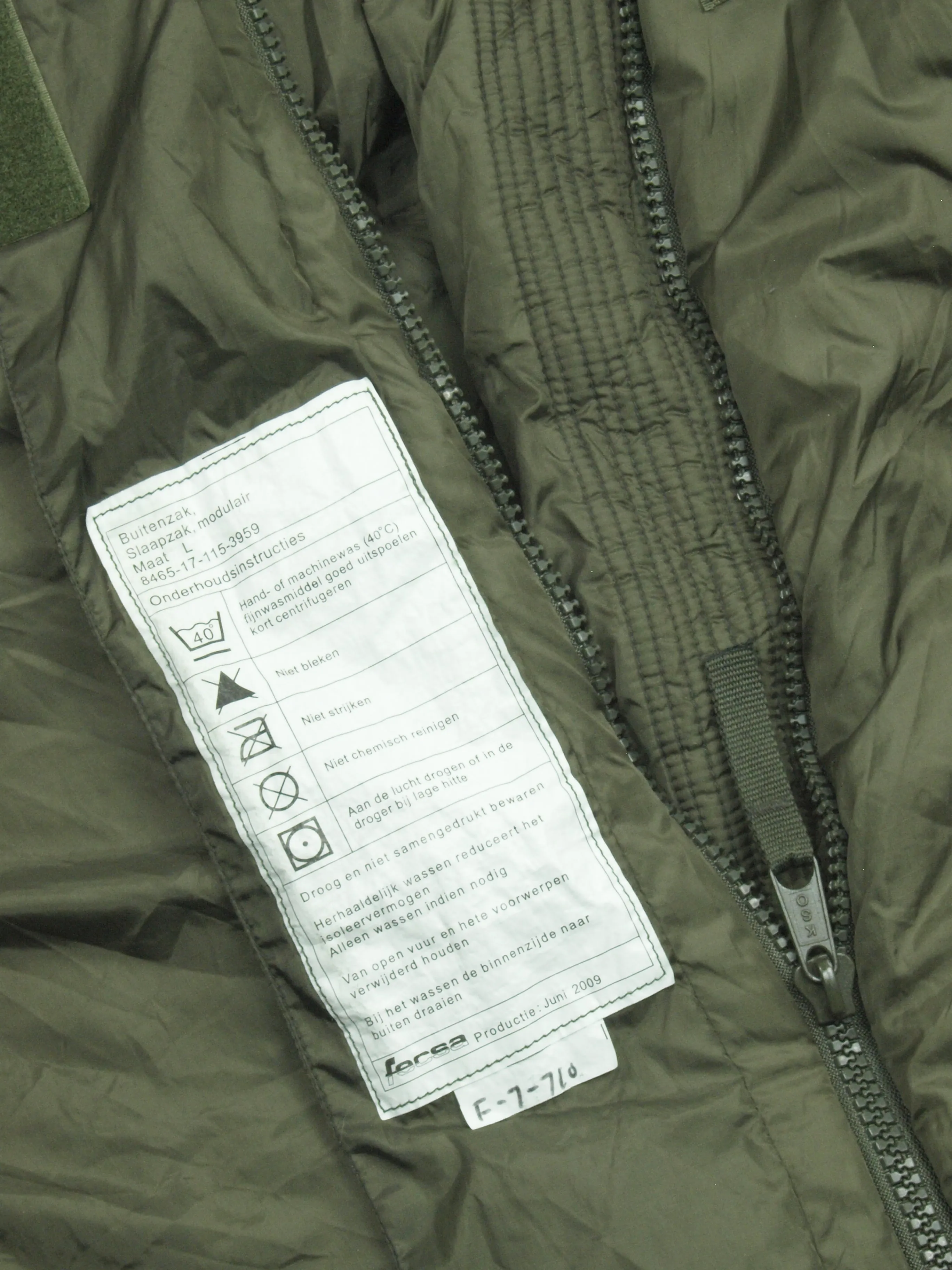 COMBO - Dutch NATO Military - Four Season/Arctic modular (light weight and medium weight sleeping bags system - and string carry