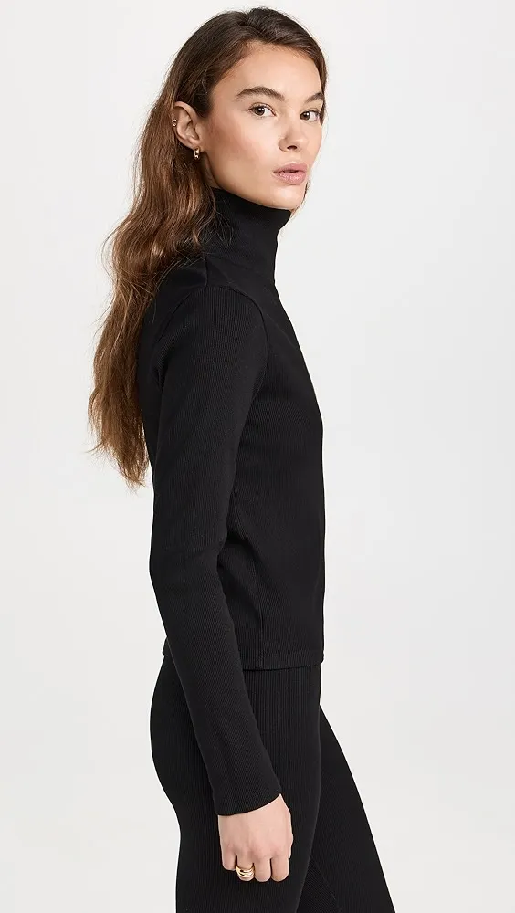 DONNI.   Rib Turtleneck 