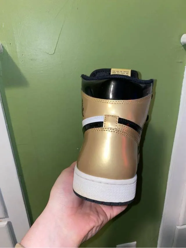 Jordan 1 Gold Toes