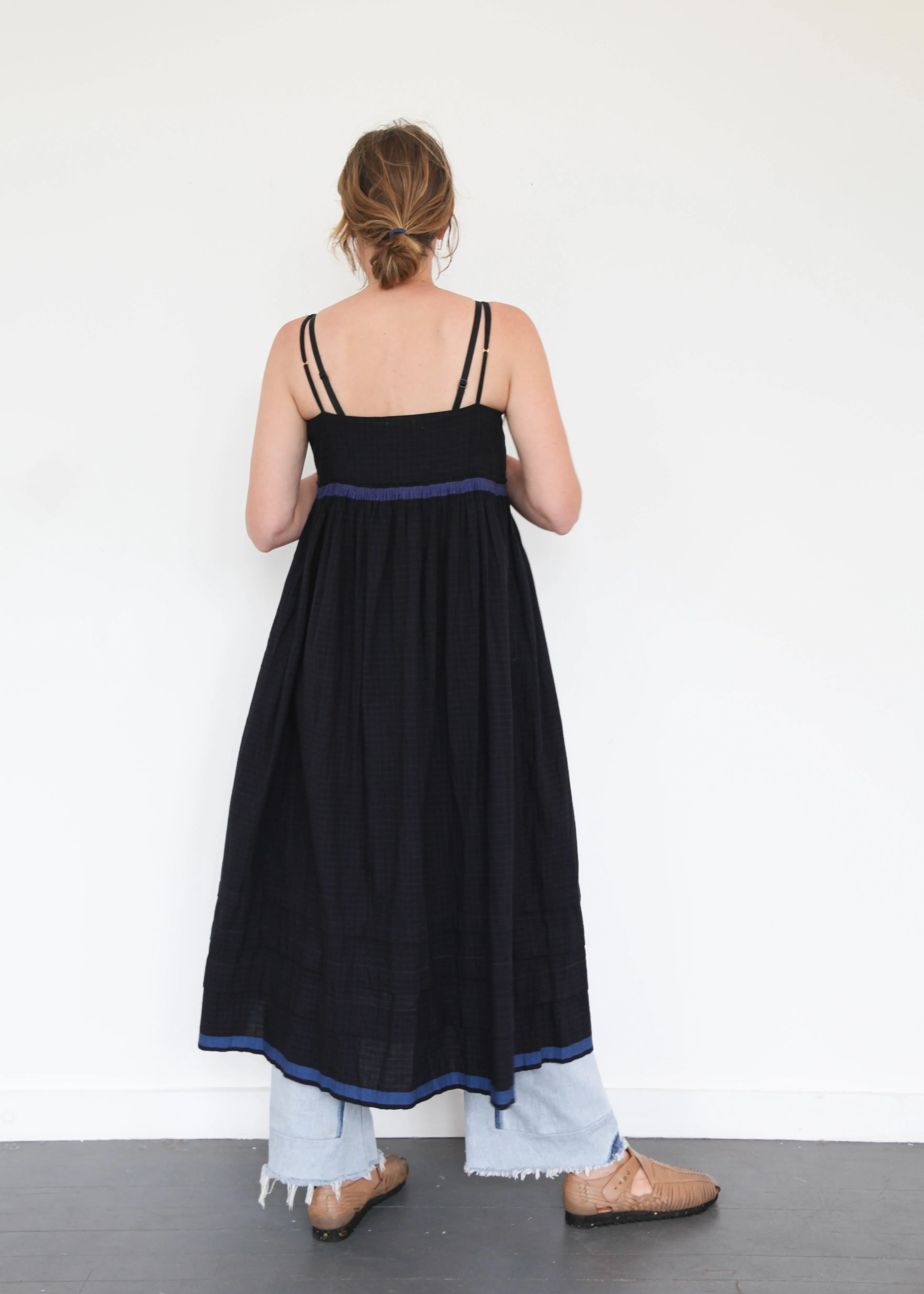 Kanni - 14 Slip Dress