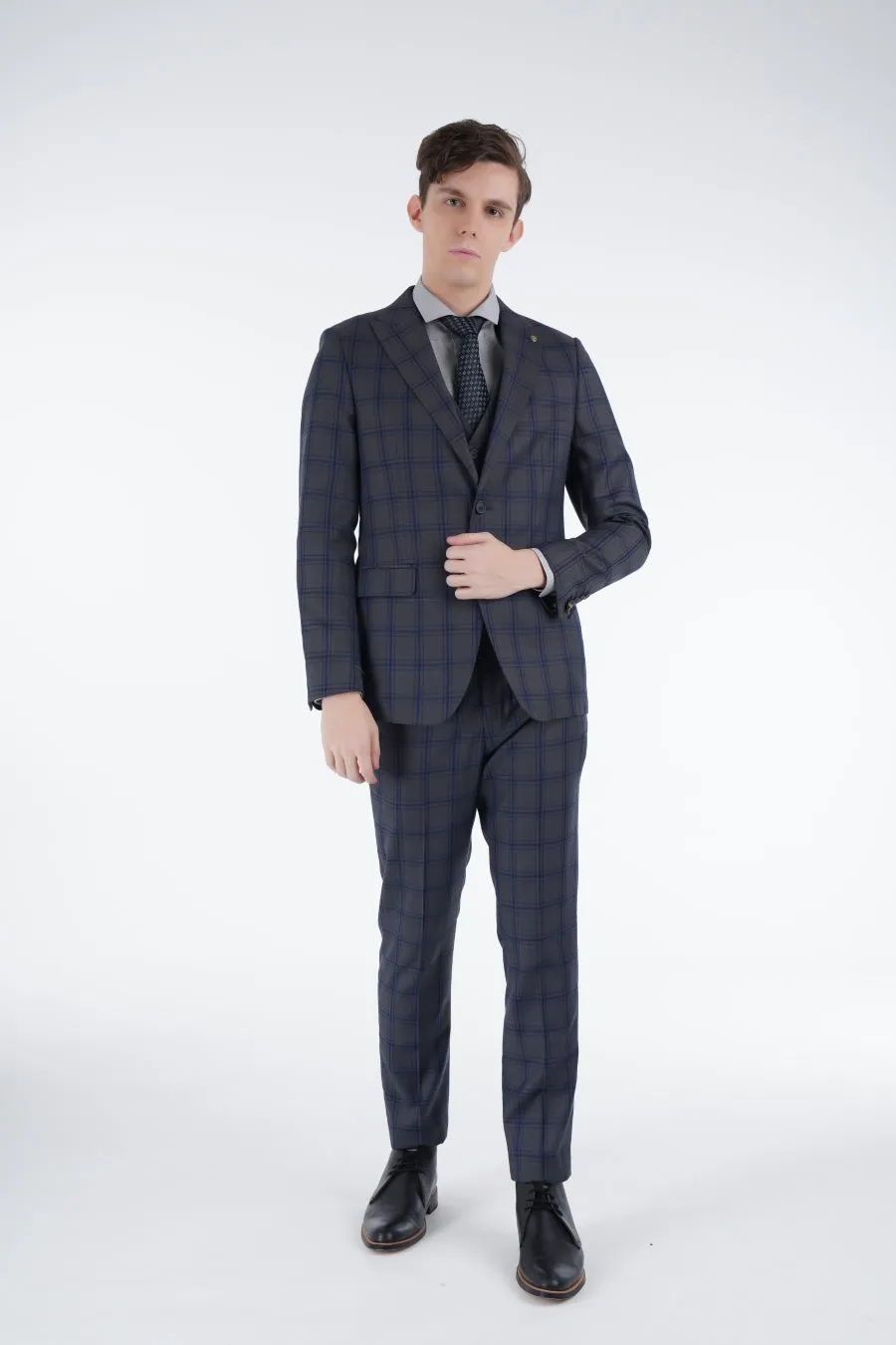 Kendall Charcoal Suit