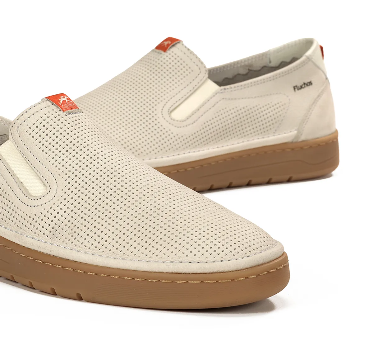 LEO F1946 Taupe Slip On