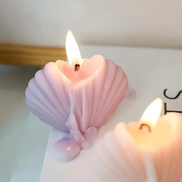 LOKY SHELL CANDLE