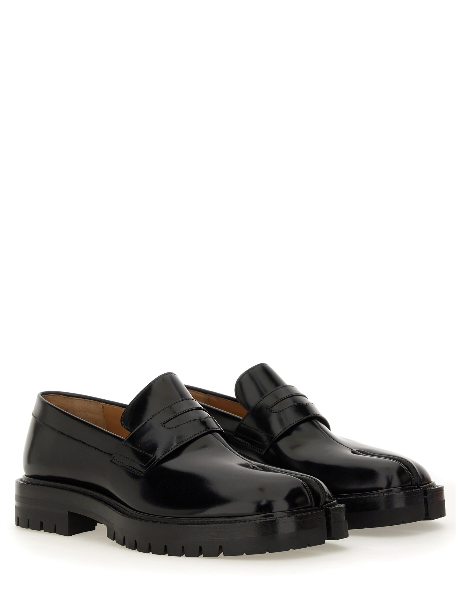 MAISON MARGIELA    LEATHER TABI LOAFER