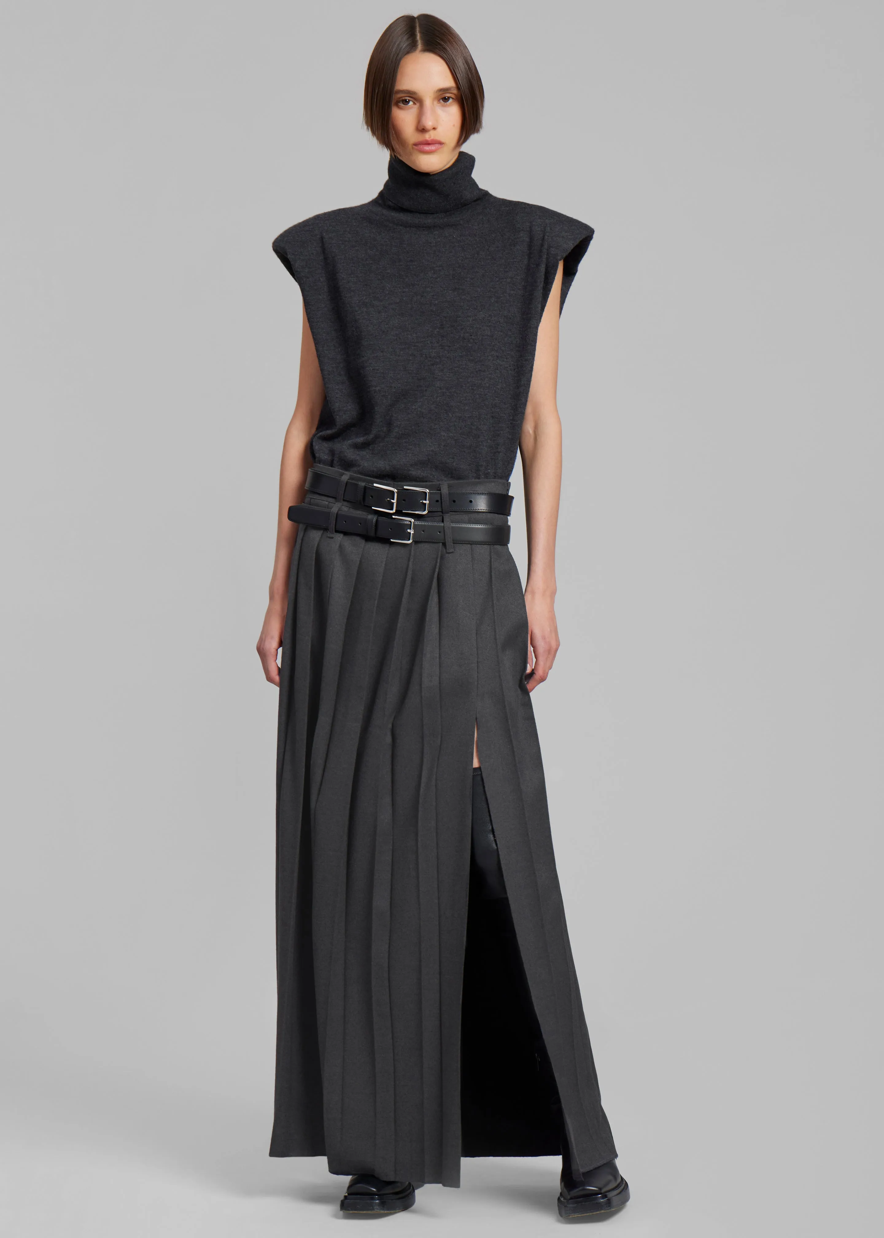 Nadia Thin Padded Sleeveless Turtleneck - Charcoal