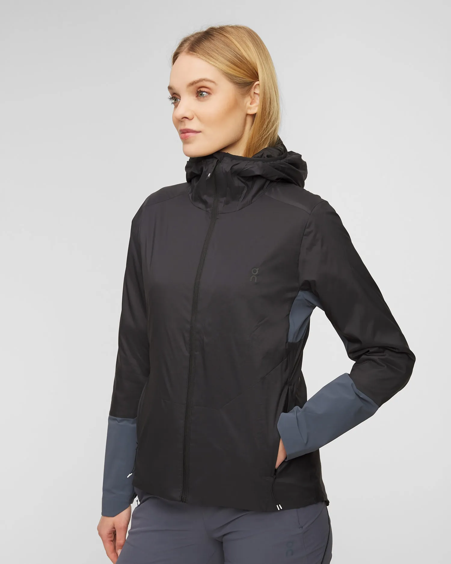 ON RUNNING INSULATOR JACKET 24400281-black-dark