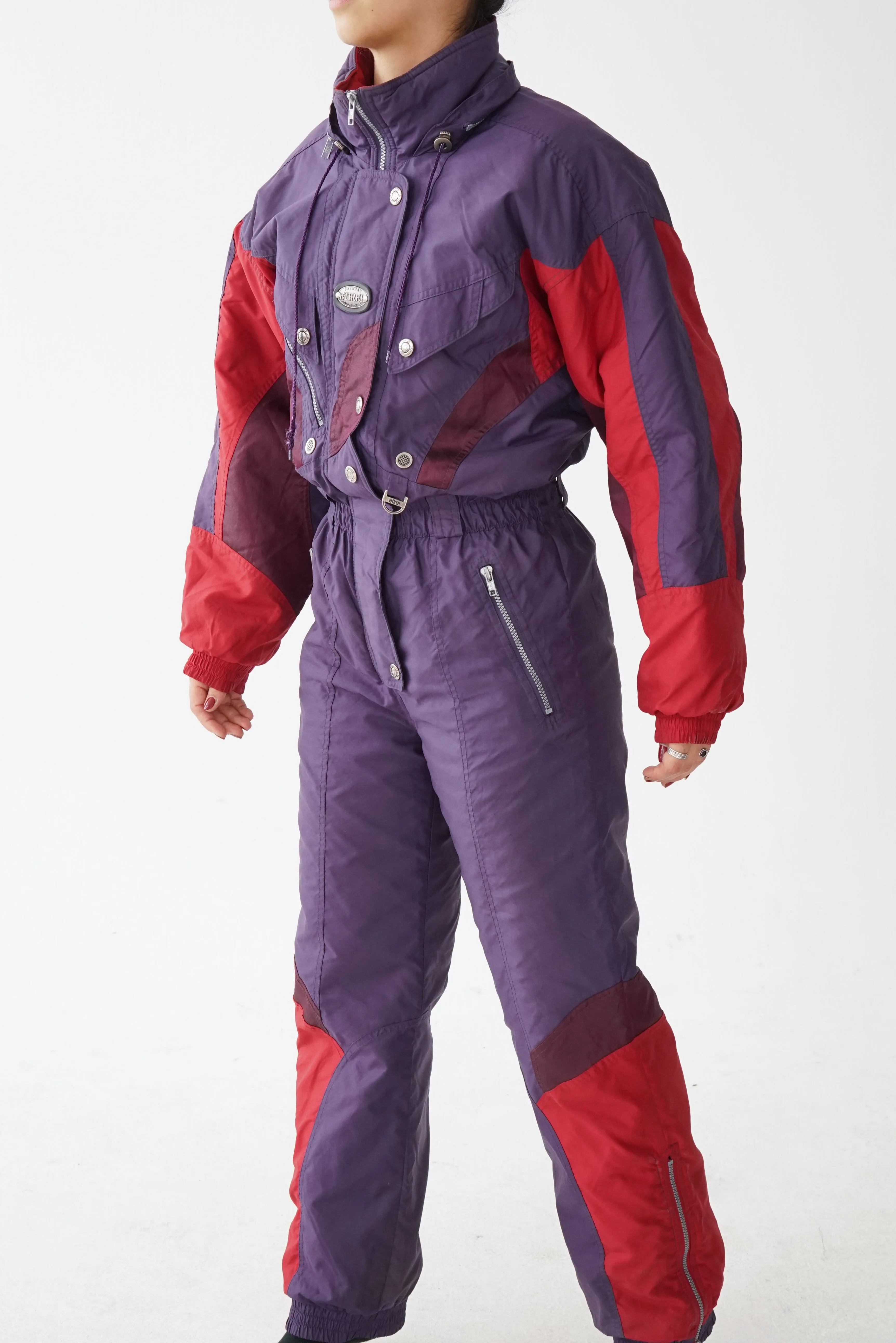 One piece Etirel ski suit, snow suit mauve à accent rouge pour femme taille 10 (S)