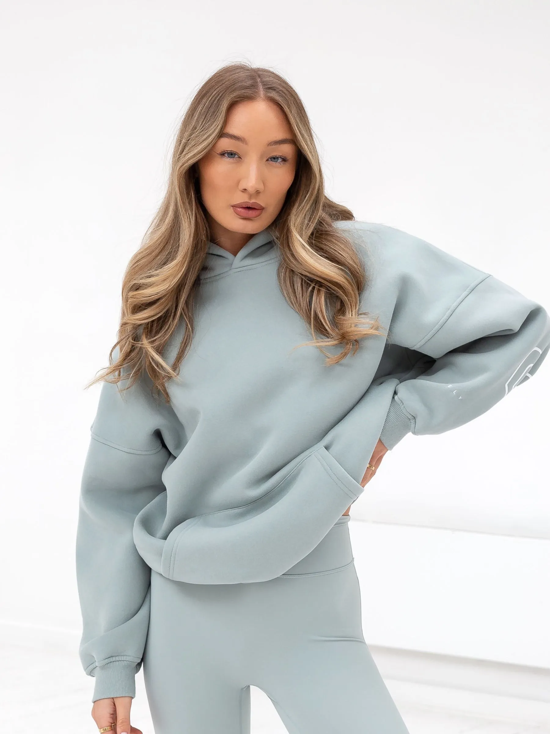 Outline Isabel Oversized Hoodie - Mineral Blue