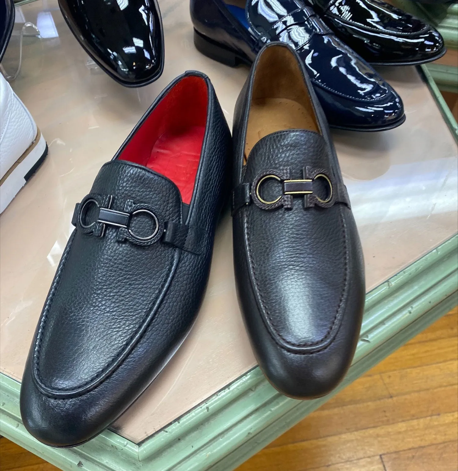 Pelle Pebbled Leather Loafer Black