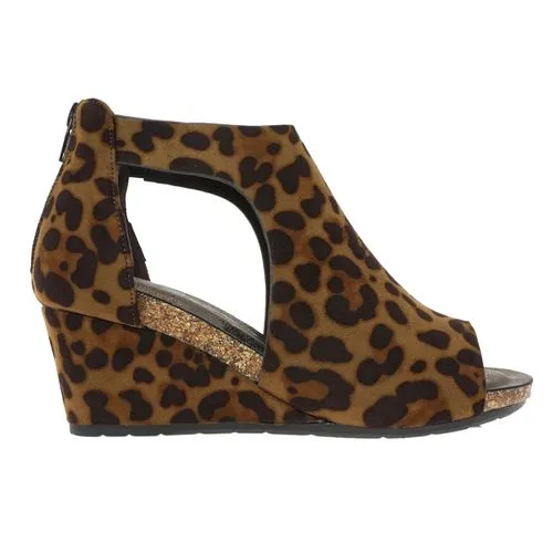 Pierre Dumas Women's Podium-5 Peep Toe Wedge Leopard 22361-452