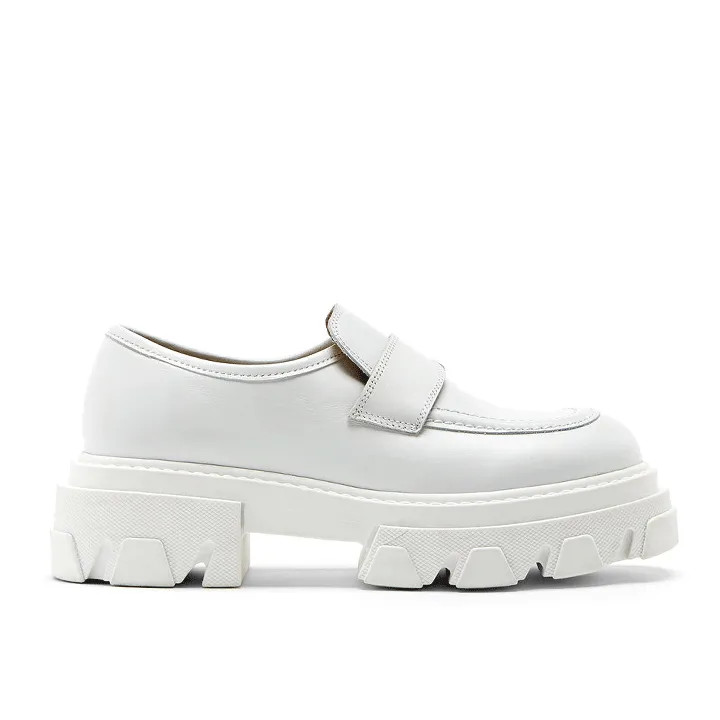 Poppy Loafer - White - WMNS