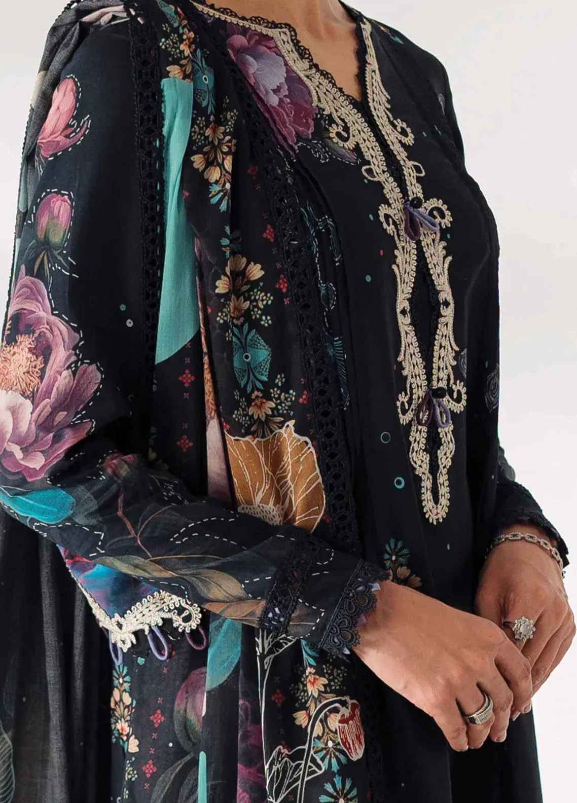 QPrints by Qalamkar Embroidered Lawn Unstitched 3Pc Suit AR-01 ANIQA