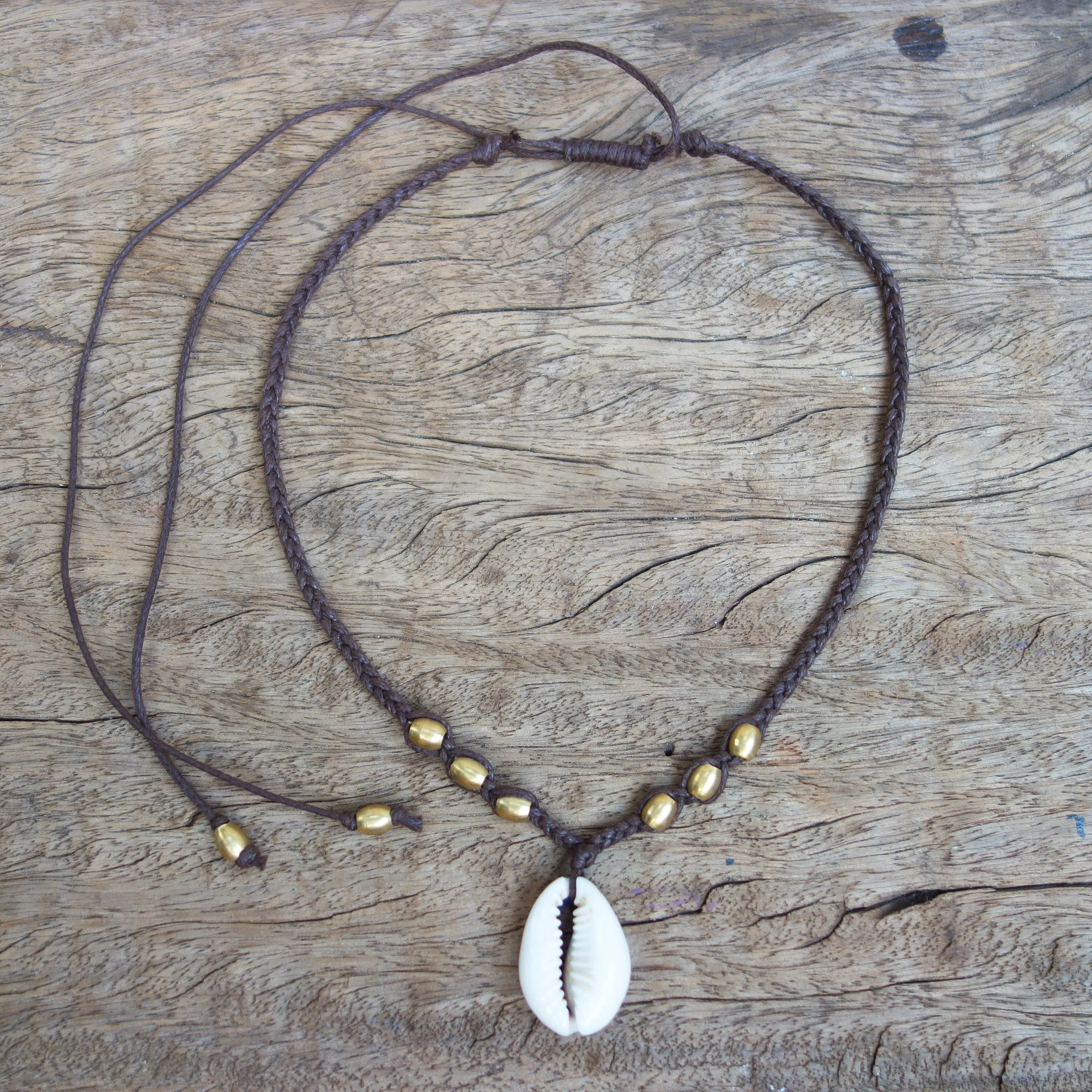 Seabreeze Shell Choker Necklace