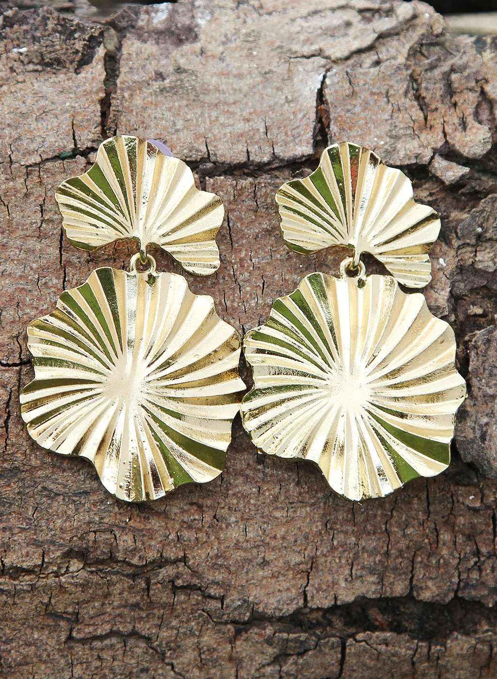 Shell Clip On Earring