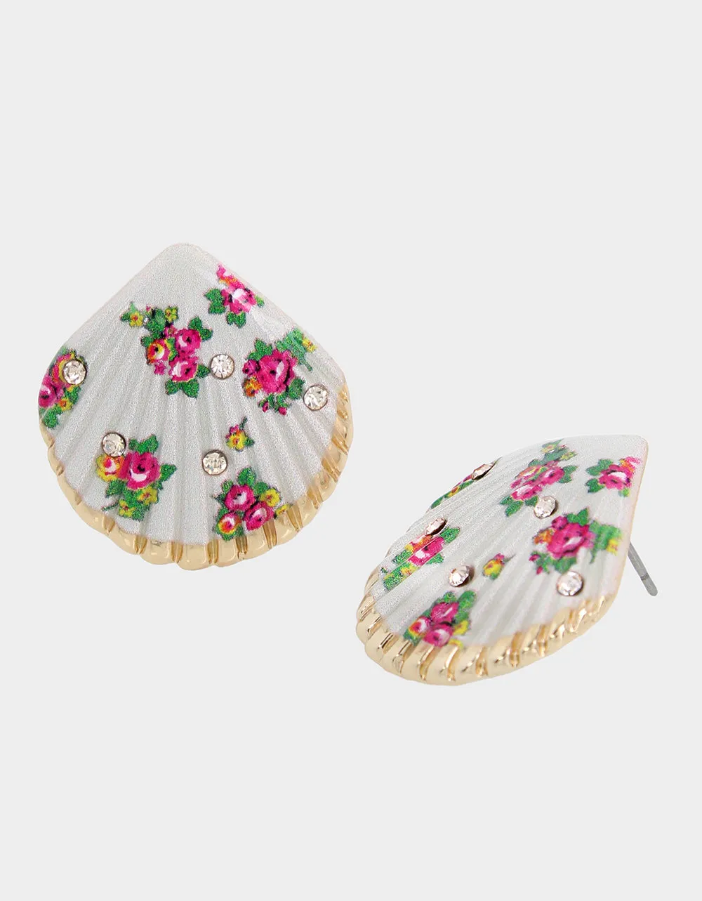 SHELL YEAH FLOWER SHELL STUDS WHITE