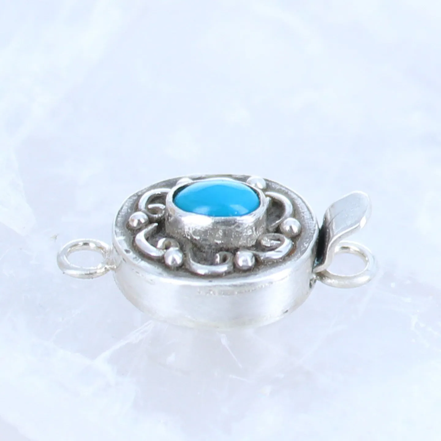 Sleeping Beauty Turquoise Clasp Sky Blue Wire Design Oval