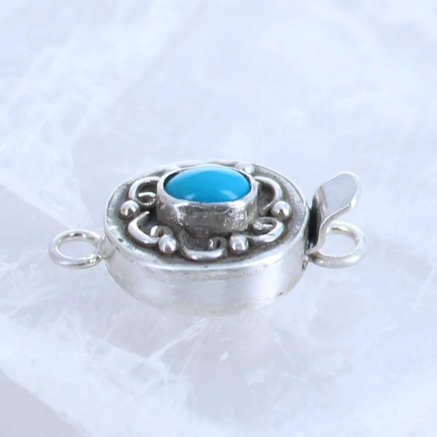 Sleeping Beauty Turquoise Clasp Sky Blue Wire Design Oval