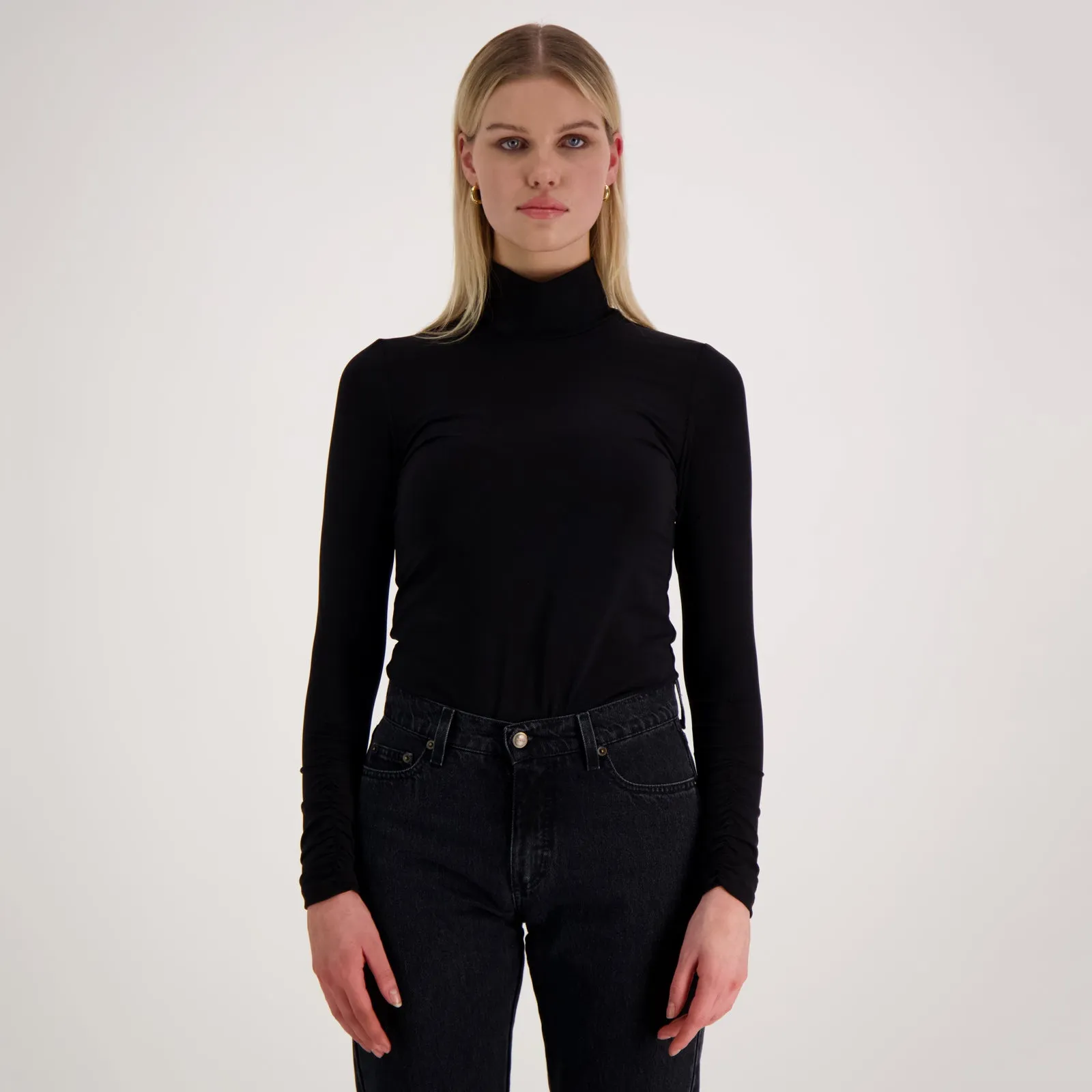 STRETCH-JERSEY TURTLENECK