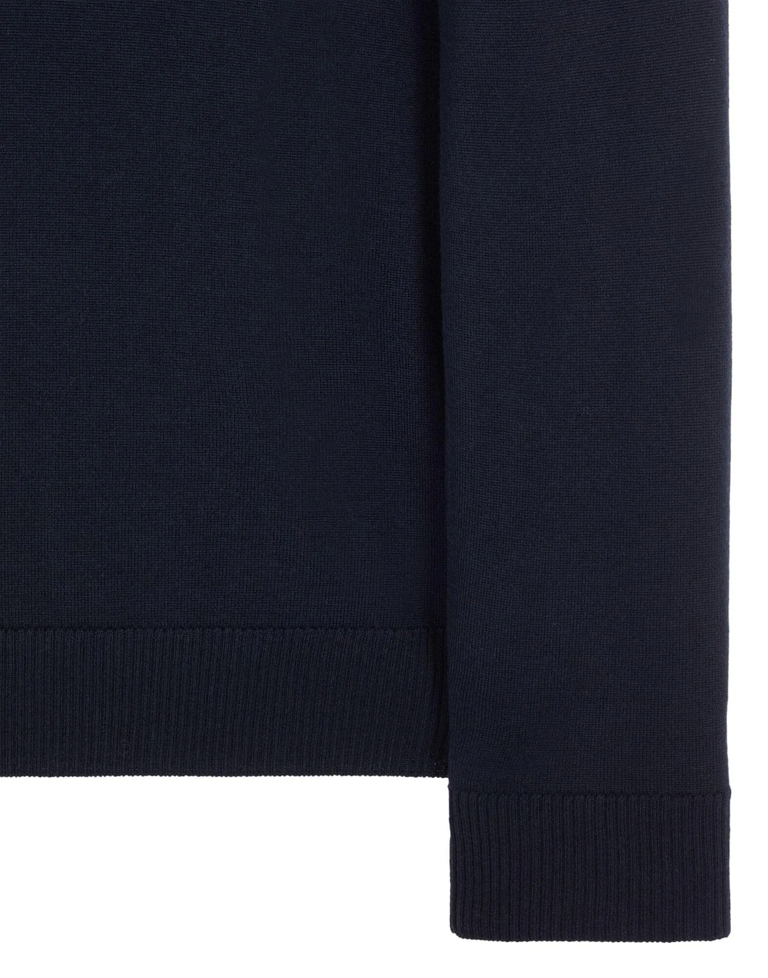 Turtleneck knit in pure light wool