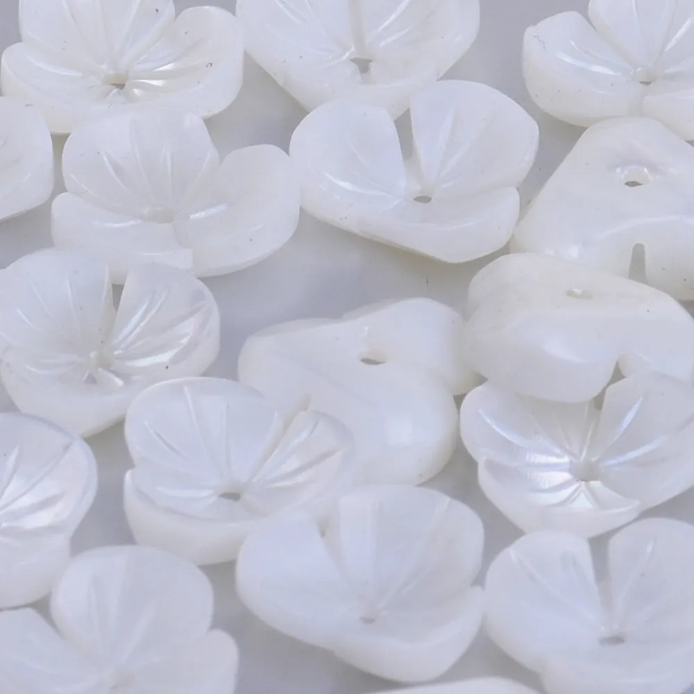 White Mother of Pearl Shell Carved 3D Flowers 10mm Flat Back Center Drilled central hole 1mm diy Shell Jewelry Making 10pcs